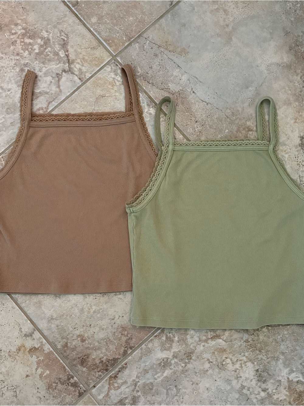 American Eagle Cropped Lace Trim Tank Tops Large Lot Of 2 Ribbed Cami Sage Brown